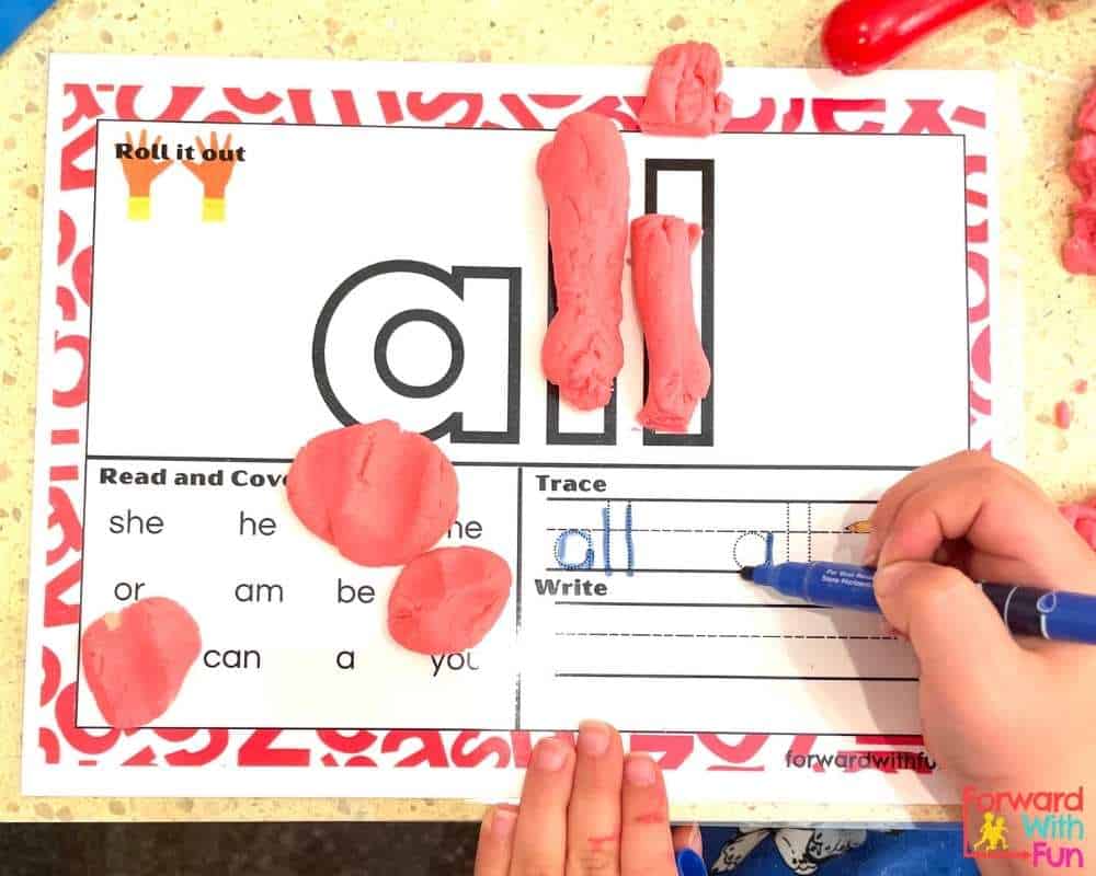 Free Primer Sight Words Playdough Mats with Tracing